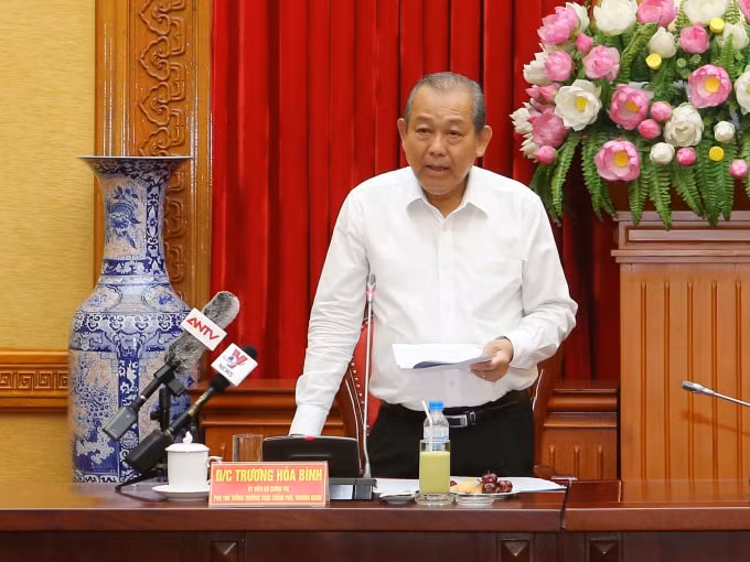 Ủy viên Bộ Chính trị, Phó Thủ tướng Thường trực Trương Hòa Bình phát biểu tại cuộc làm việc. Ảnh: VGP