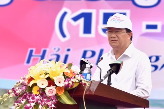 Phó Thủ tướng Chính phủ Trịnh Đình Dũng phát biểu tại lễ phát động. Ảnh: VGP