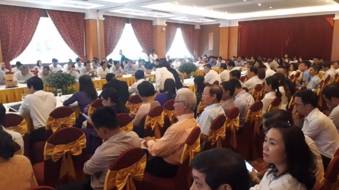 Hơn 200 doanh nghiệp tham dự Hội nghị (Ảnh: Cái Văn Long).