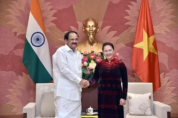 Chủ tịch Quốc hội Nguyễn Thị Kim Ngân tiếp Phó Tổng thống Cộng hòa Ấn Độ Venkaiah Naidu sang thăm chính thức Việt Nam và dự Đại lễ Vesak 2019 từ ngày 9/5 - 12/5/2019. Ảnh: ĐBND