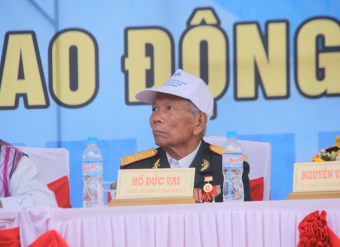 Anh hùng LLVTND Hồ Đức Vai, người đầu tiên được Bác đặt tên họ Hồ.