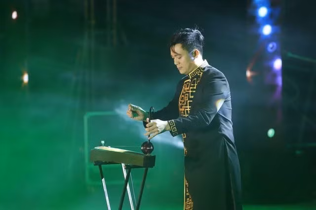 Nhạc sĩ, nghệ sĩ đàn bầu Nguyễn Quang Hưng. Ảnh: PV