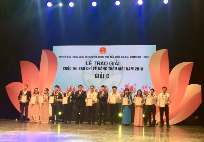 11 tác phẩm được trao giải C. Ảnh: Hoàng Huy