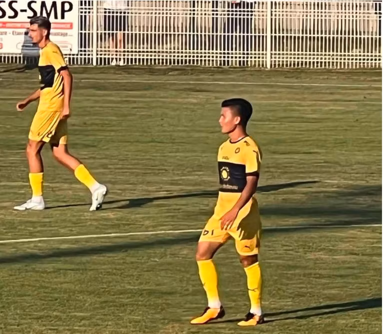 huan luyen vien pau fc danh gia cao tien ve nguyen quang hai hinh 3