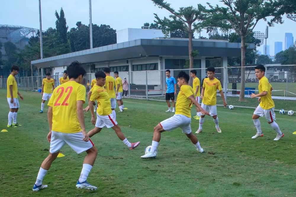 u19 viet nam ren quan san sang cho tran gap u19 malaysia o ban ket hinh 4