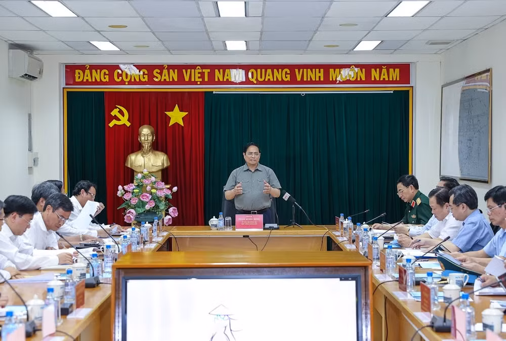 thu tuong chi dao giai quyet tinh trang qua tai un tac tai san bay tan son nhat hinh 2