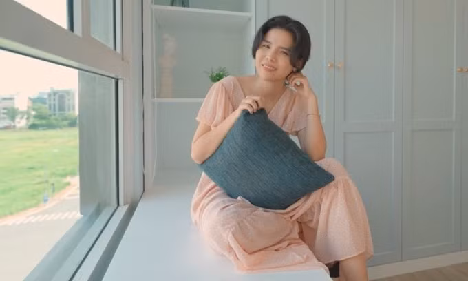 ca si cat tuong cong khai la nguoi dong tinh hinh 1