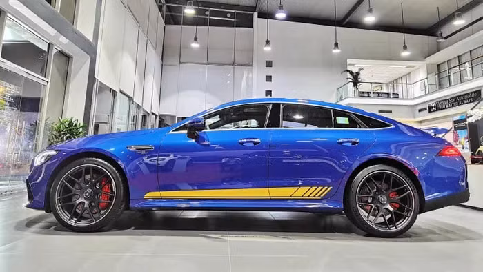 mercedes amg gt 53 4matic 2022 vua xuat hien tai viet nam co gi hot hinh 6