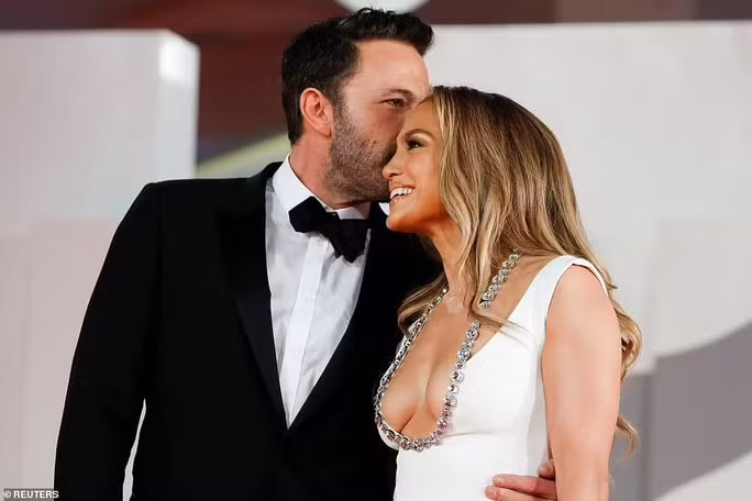 jennifer lopez va ben affleck ket hon hinh 2