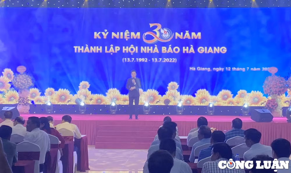 hoi nha bao ha giang tu hao ve truyen thong doan ket chuyen nghiep nhan van hinh 1
