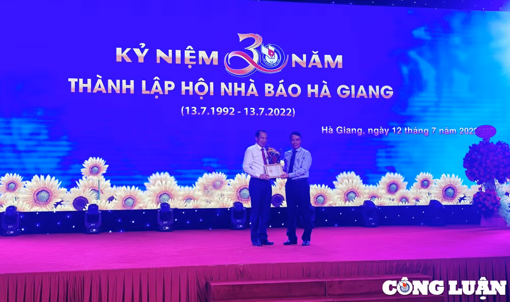 hoi nha bao ha giang tu hao ve truyen thong doan ket chuyen nghiep nhan van hinh 2