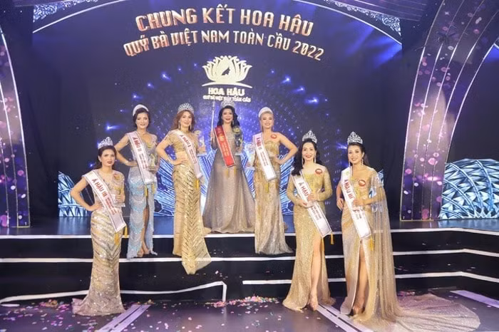 loan thi nguoi dep quan hay tha hinh 2