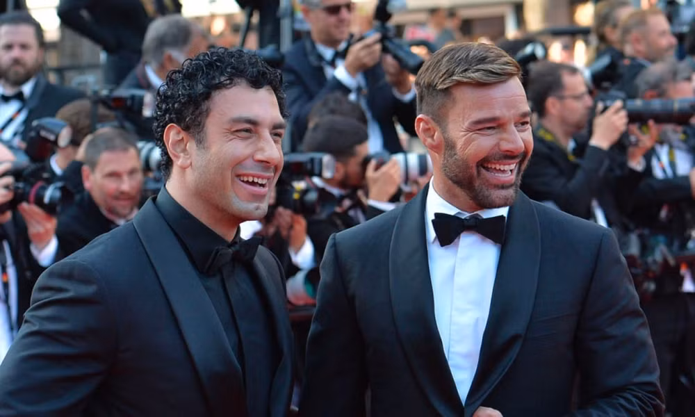 ricky martin bi to bao hanh gia dinh hinh 2