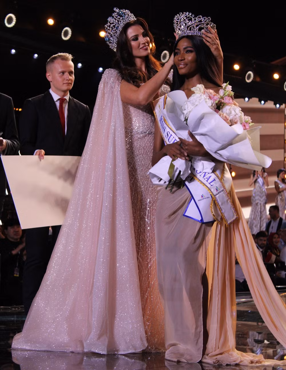 kim duyen gianh a hau 2 lalela mswane dang quang miss supranational 2022 hinh 9