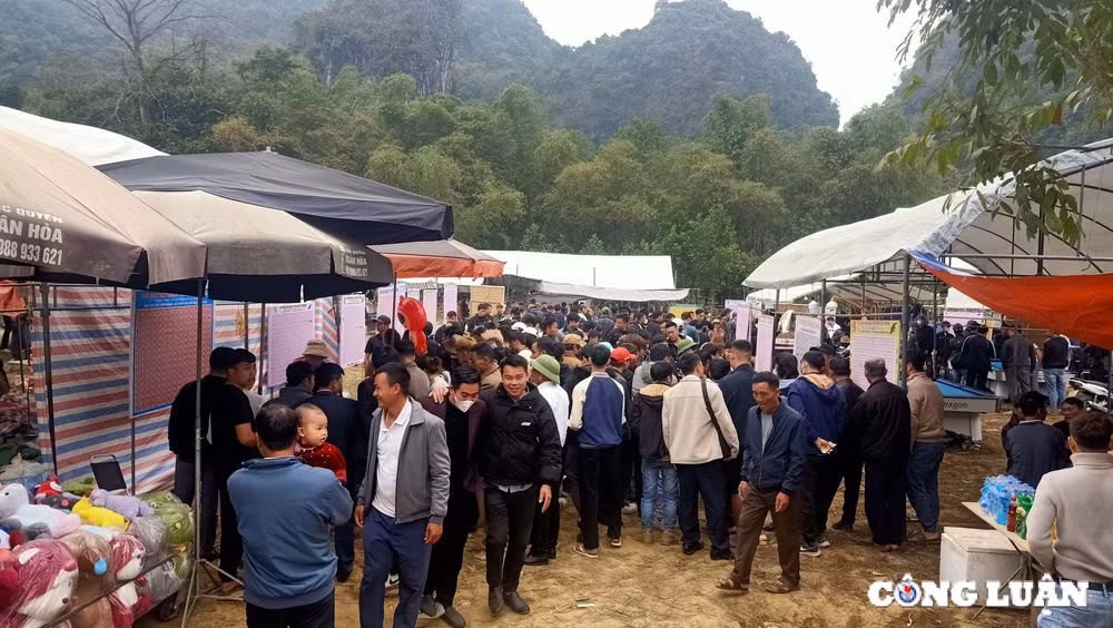 thanh hoa bien tuong tro choi dan gian tai le hoi chua rong hinh 1