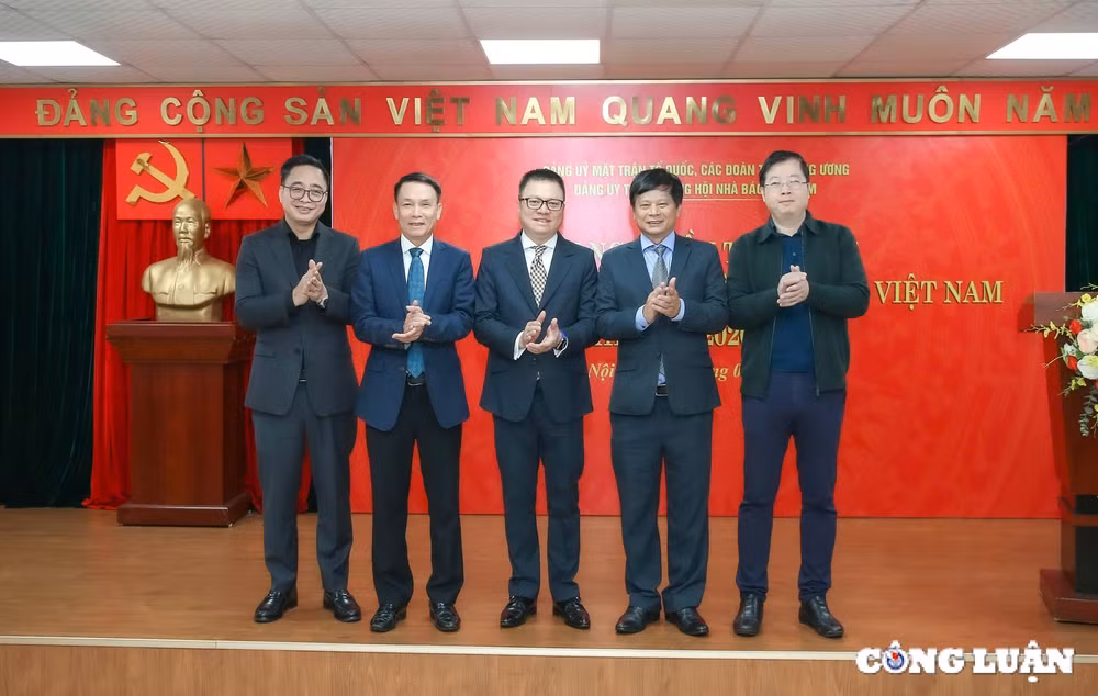 chi dinh 16 dong chi tham gia ban chap hanh dang bo trung uong hoi nha bao viet nam nhiem ky 2020 2025 hinh 5