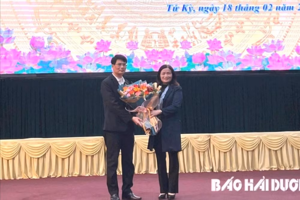 hai duong co 11 can bo thuoc dien ban thuong vu tinh uy quan ly nghi huu truoc tuoi hinh 1