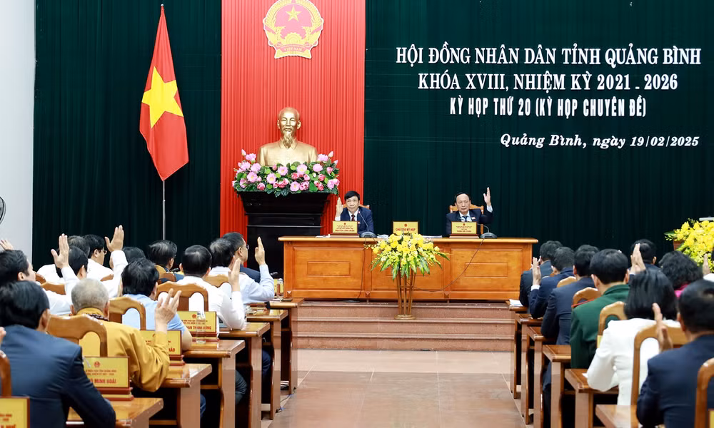 quang binh sap xep lai bo may hanh chinh giam 35 co quan chuyen mon hinh 1