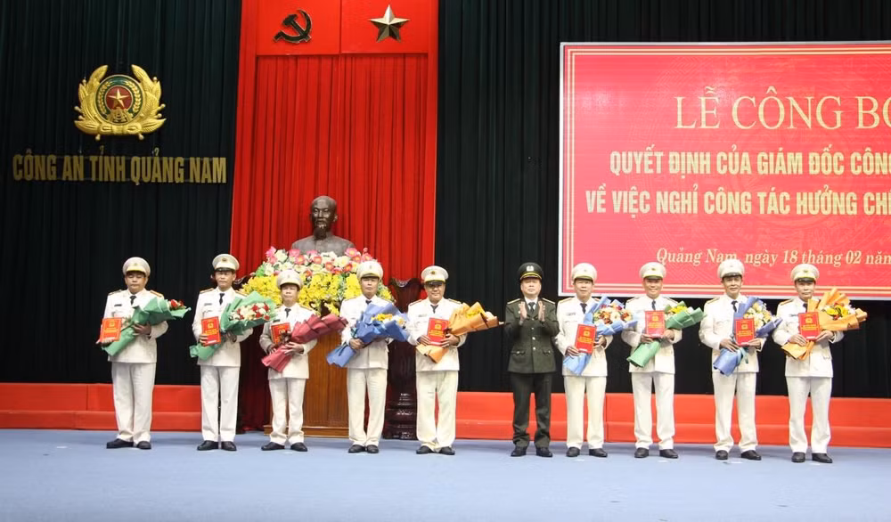 22 can bo lanh dao cong an tinh quang nam xin nghi huu truoc tuoi hinh 1