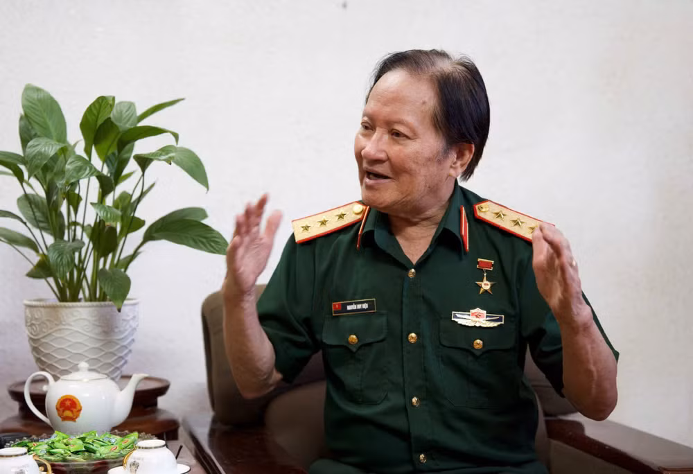 thuong-tuong-nguyen-huy-hieu.jpg