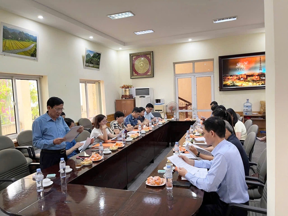 Ông Trần Đức Long, Chủ tịch Hội Nhà báo tỉnh Ninh Bình, chủ trì Hội nghị triển khai nhiệm vụ công tác Hội năm 2026. Ảnh: NVCC. anh1.jpg