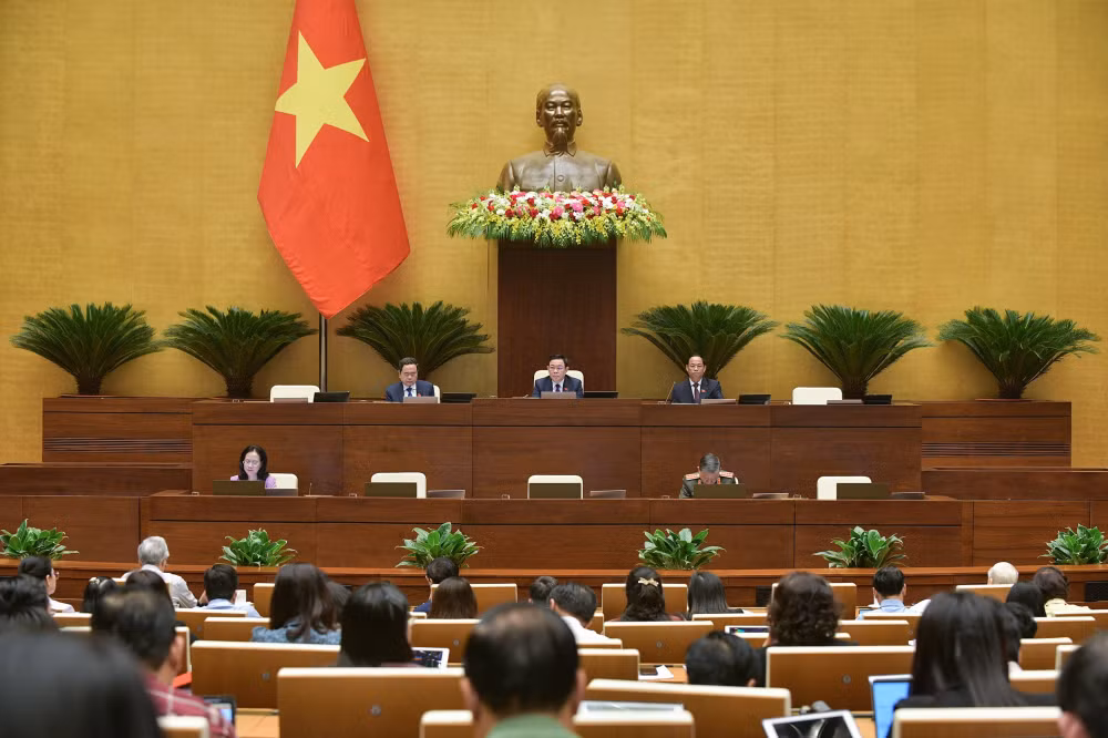 quoc hoi thao luan ve mot so noi dung con y kien khac nhau cua du an luat nha o sua doi hinh 1
