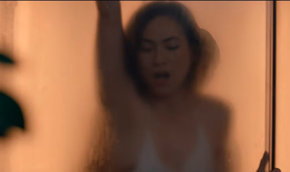 phim chiem doat cua miu le phuong anh dao tran ngap canh nong hinh 1