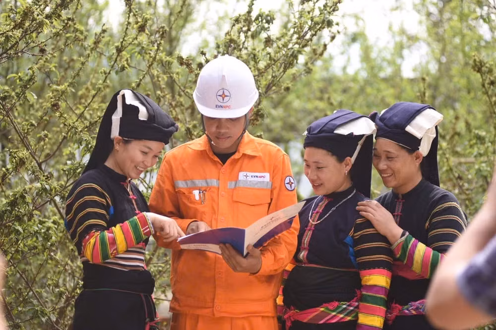 evnnpc tinh hinh hoat dong san xuat kinh doanh nam 2024 trien khai nhiem vu cong tac nam 2025 hinh 1