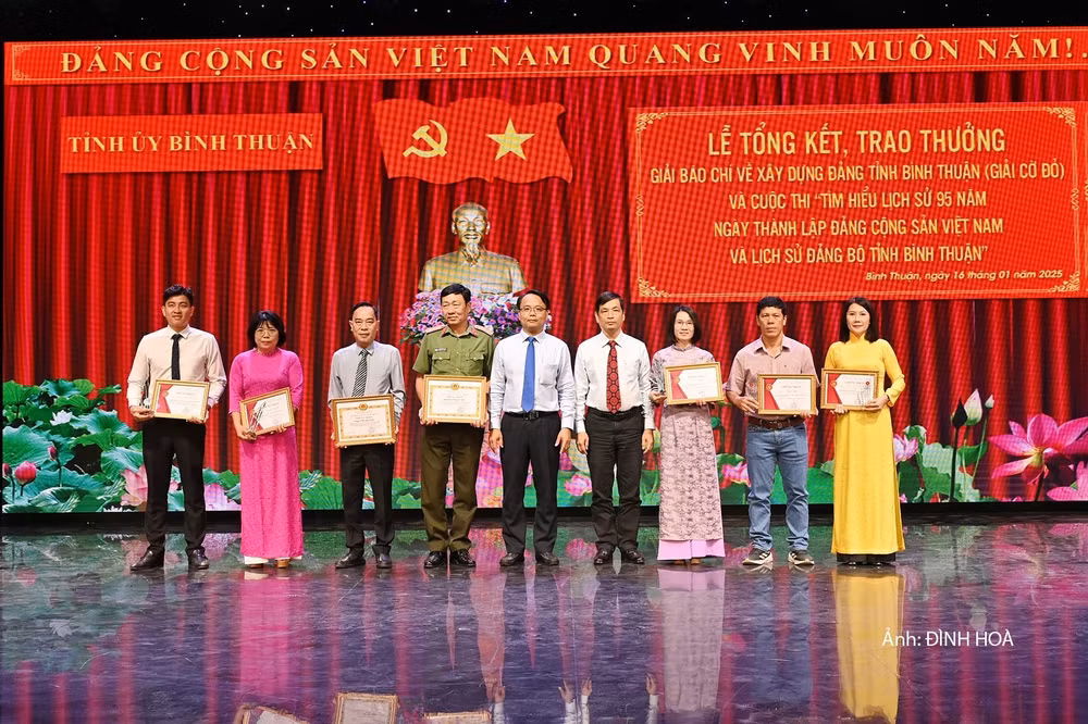 vinh danh 64 tac pham bao chi xuat sac tai giai bao chi ve xay dung dang tinh binh thuan nam 2024 hinh 1
