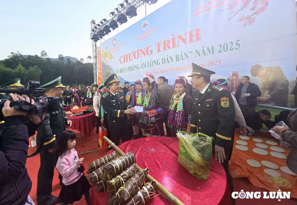 bo doi bien phong quang ninh voi chuong trinh xuan bien phong am long dan ban hinh 13
