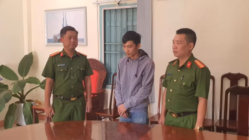 khoi to nhan vien ngan hang tai dak lak ve hanh vi lua dao hinh 1