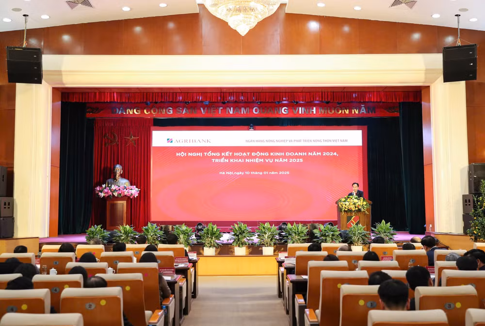 agribank to chuc hoi nghi tong ket hoat dong kinh doanh nam 2024 trien khai nhiem vu nam 2025 hinh 4