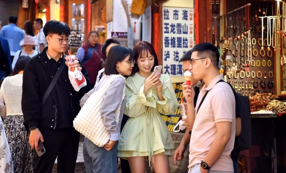 gen z len ke hoach tan huong chuyen du lich xuyen tet hinh 2