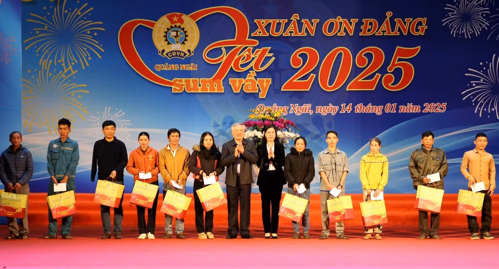 pho thu tuong thuong truc nguyen hoa binh du chuong trinh tet sum vay xuan on dang nam 2025 hinh 2