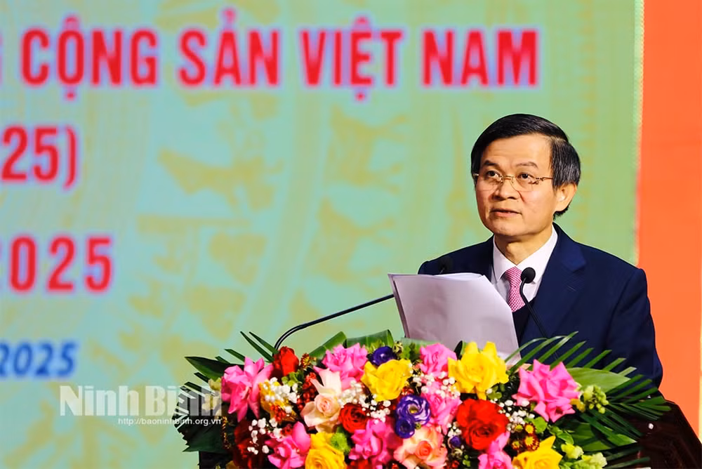 dang bo tinh ninh binh co 11 dang bo truc thuoc voi tren 76 nghin dang vien hinh 2