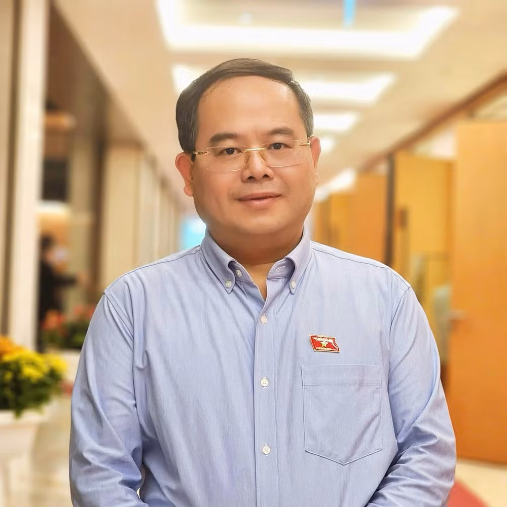 ong quan minh cuong giu chuc bi thu tinh uy cao bang hinh 2