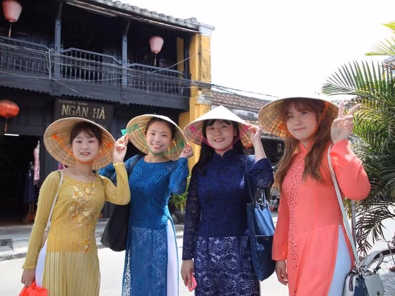 vi sao khach han quoc yeu thich du lich viet nam hinh 2