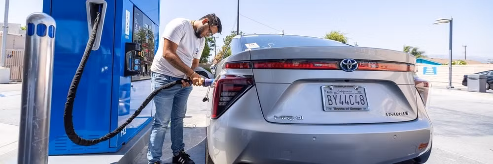 toyota vo mong vi dat cuoc vao hydro hinh 1