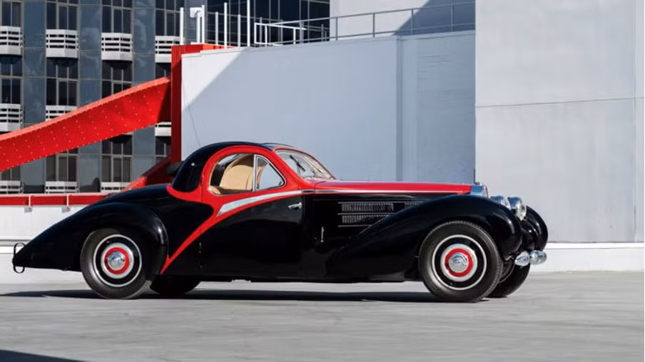 chiec bugatti type 57 atalante 1939 chuan bi len san dau gia hinh 1