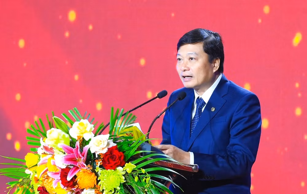 42 tac pham duoc ton vinh giai bao chi bua liem vang nghe an nam 2024 hinh 2