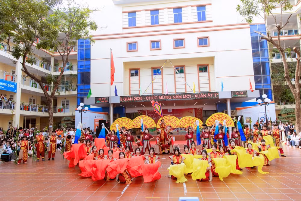 lan toa van hoa truyen thong dan toc den tung hoc sinh thu do ha noi hinh 9