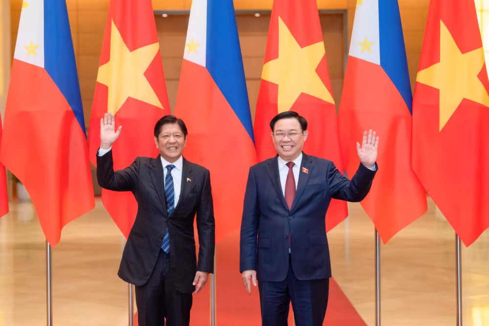 chu tich quoc hoi vuong dinh hue hoi kien tong thong philippines hinh 1