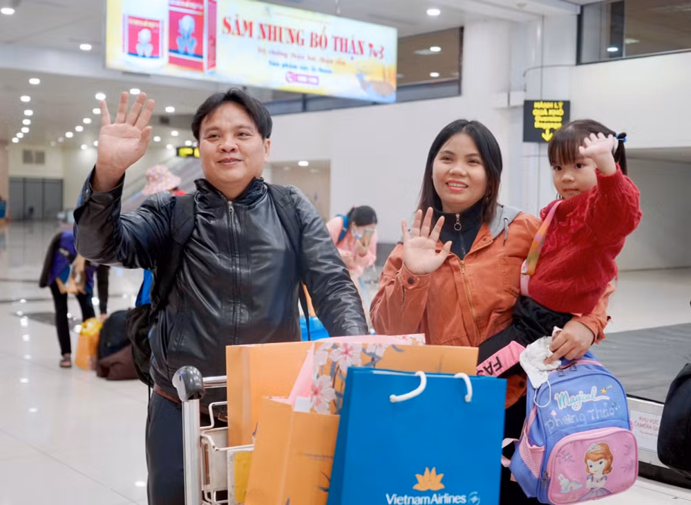 chuyen bay uoc mo cua vietnam airlines dua nguoi lao dong den hanh trinh doan vien hinh 1