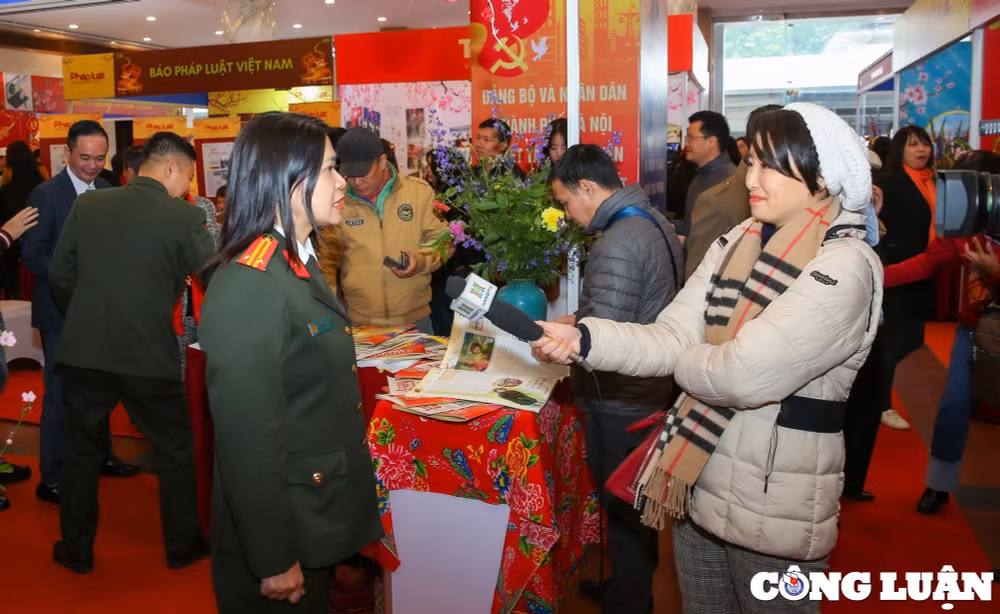 hoi bao xuan giap thin ha noi 2024 dau an cua sang tao va doi moi hinh 7