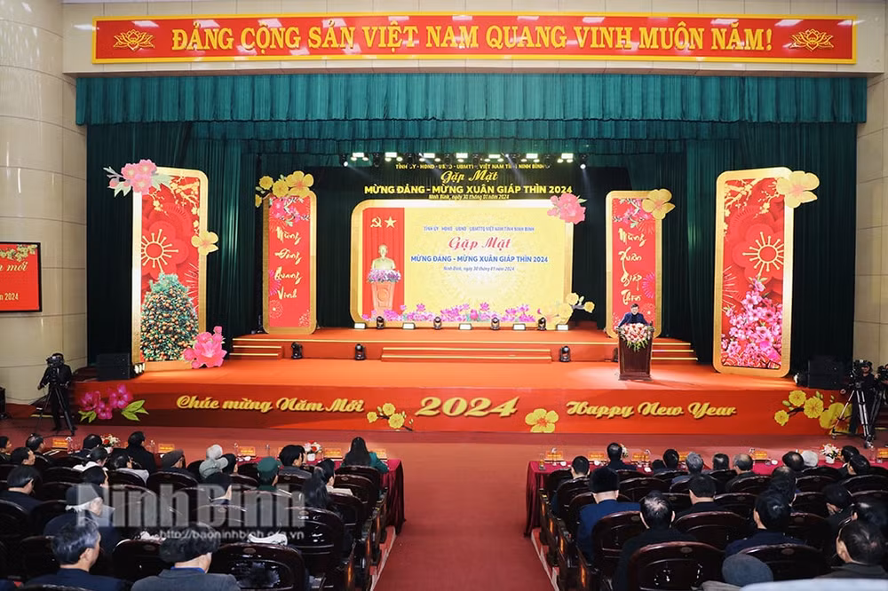 ninh binh kien tri phat trien kinh te xa hoi theo huong xanh ben vung va hai hoa hinh 3