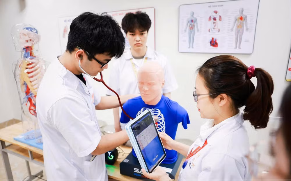 Văn bằng bác sĩ nội trú, bác sĩ chuyên khoa sẽ do Bộ Y tế hướng dẫn, tổ chức thực hiện và quản lý. Ảnh: DNU