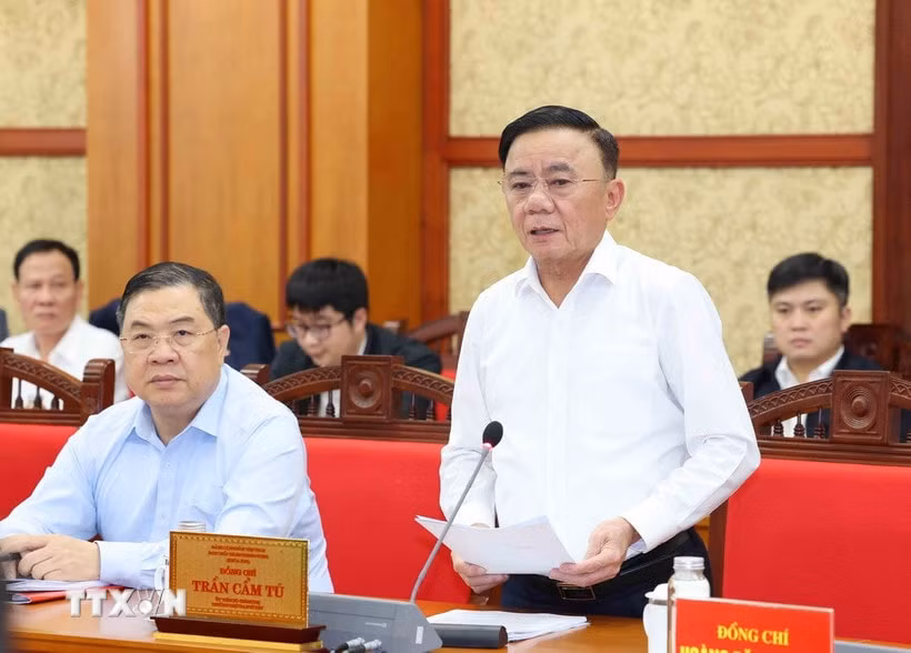 1912-thuong-truc-ban-bi-thu-tieu-ban-phuc-vu-dai-hoi-dang-2.jpg