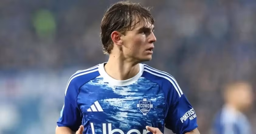 Nico Paz trong màu áo Como và sự quan tâm từ Real Madrid