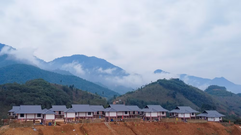 Làng Nủ