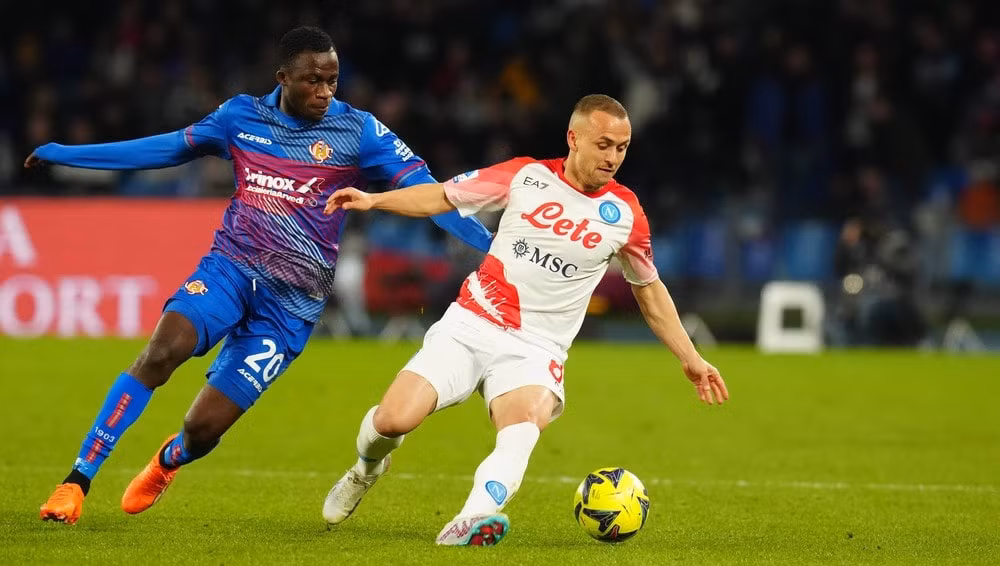 Nhận định soi kèo Cremonese vs Napoli lúc 21h00 ngày 28/12/2025 - Xoilacz TV